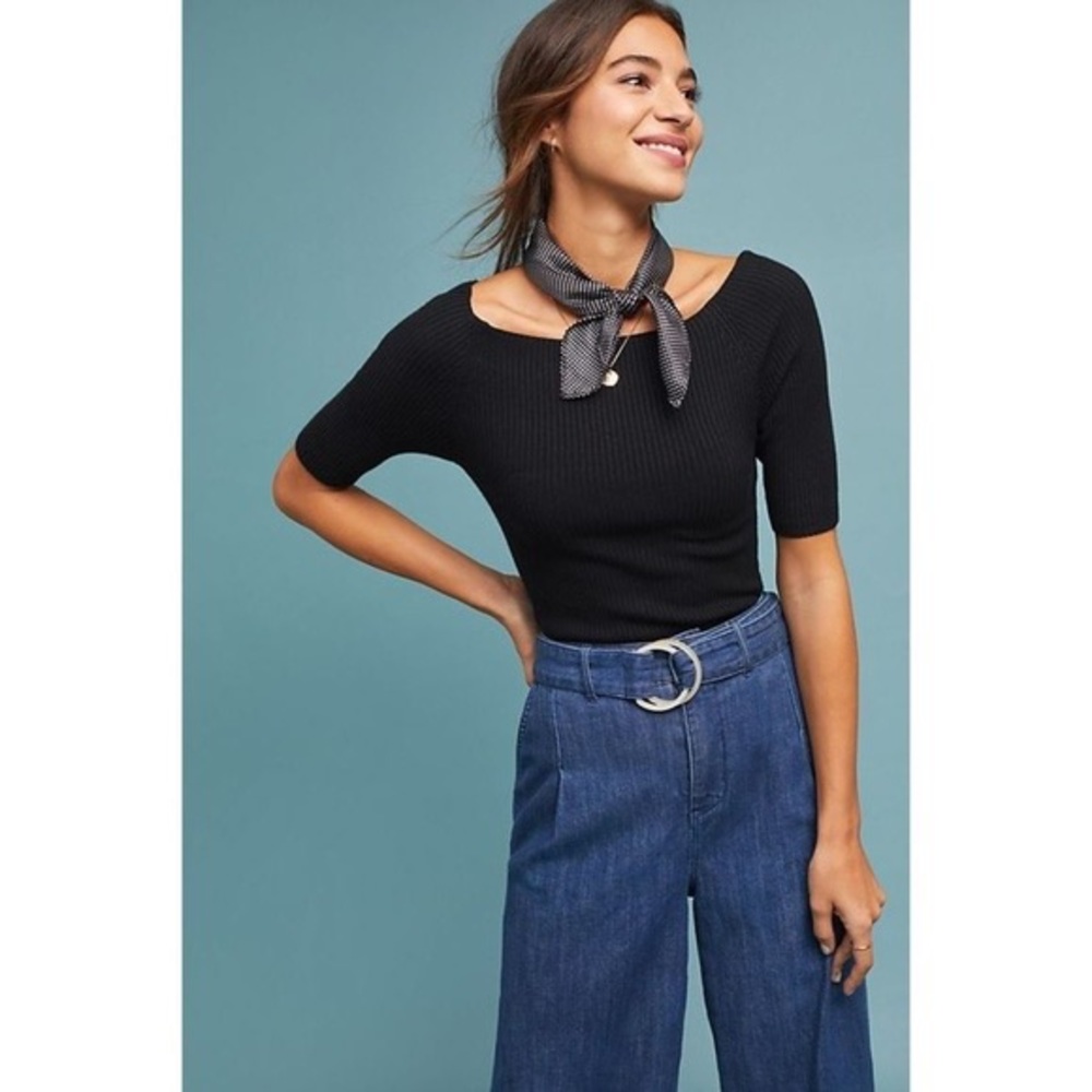 Anthropologie  Ettwa  lopera  stretch knit pullover top black